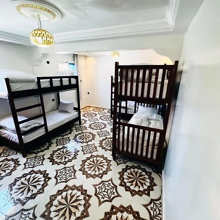Anza Haven Surf House Bed & Breakfast อกาดีร์ ภายนอก รูปภาพ